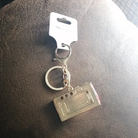 Camera Key Chain/ Bag Clip - Picture 2 of 2